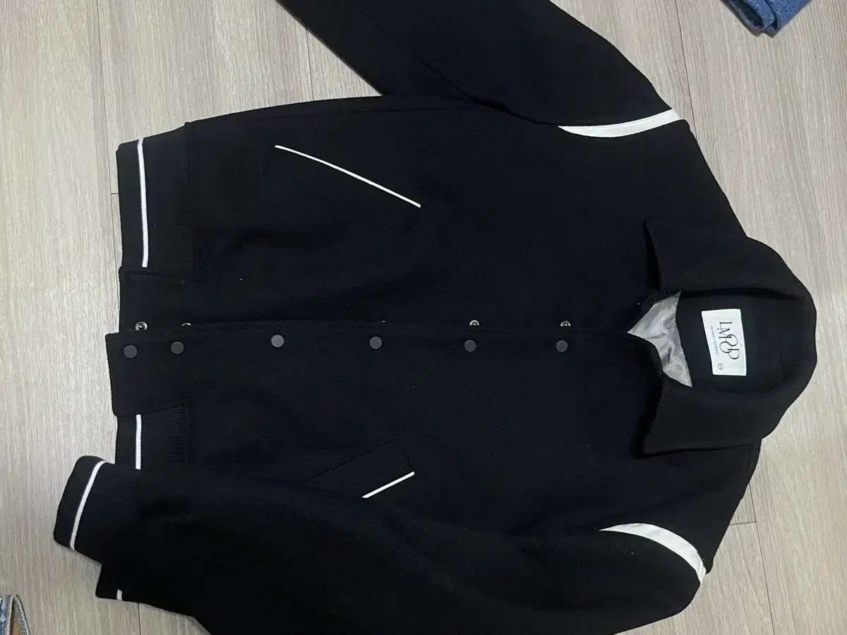 thumbnail-1